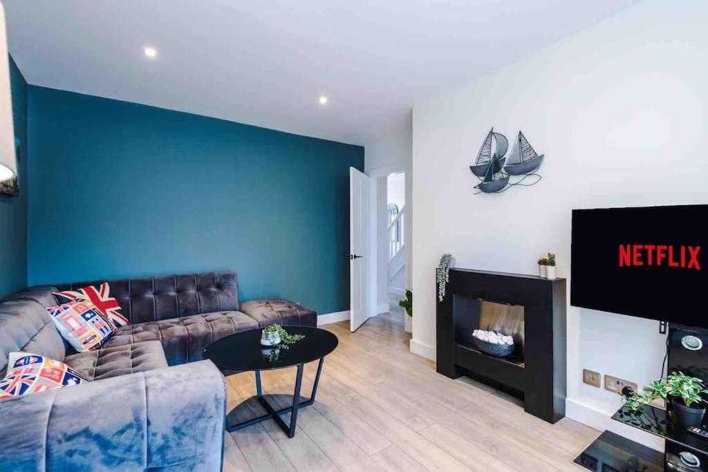 Sandileigh House By Yourstays - Luxurious 3 Bedroom House In Altrincham Exterior foto